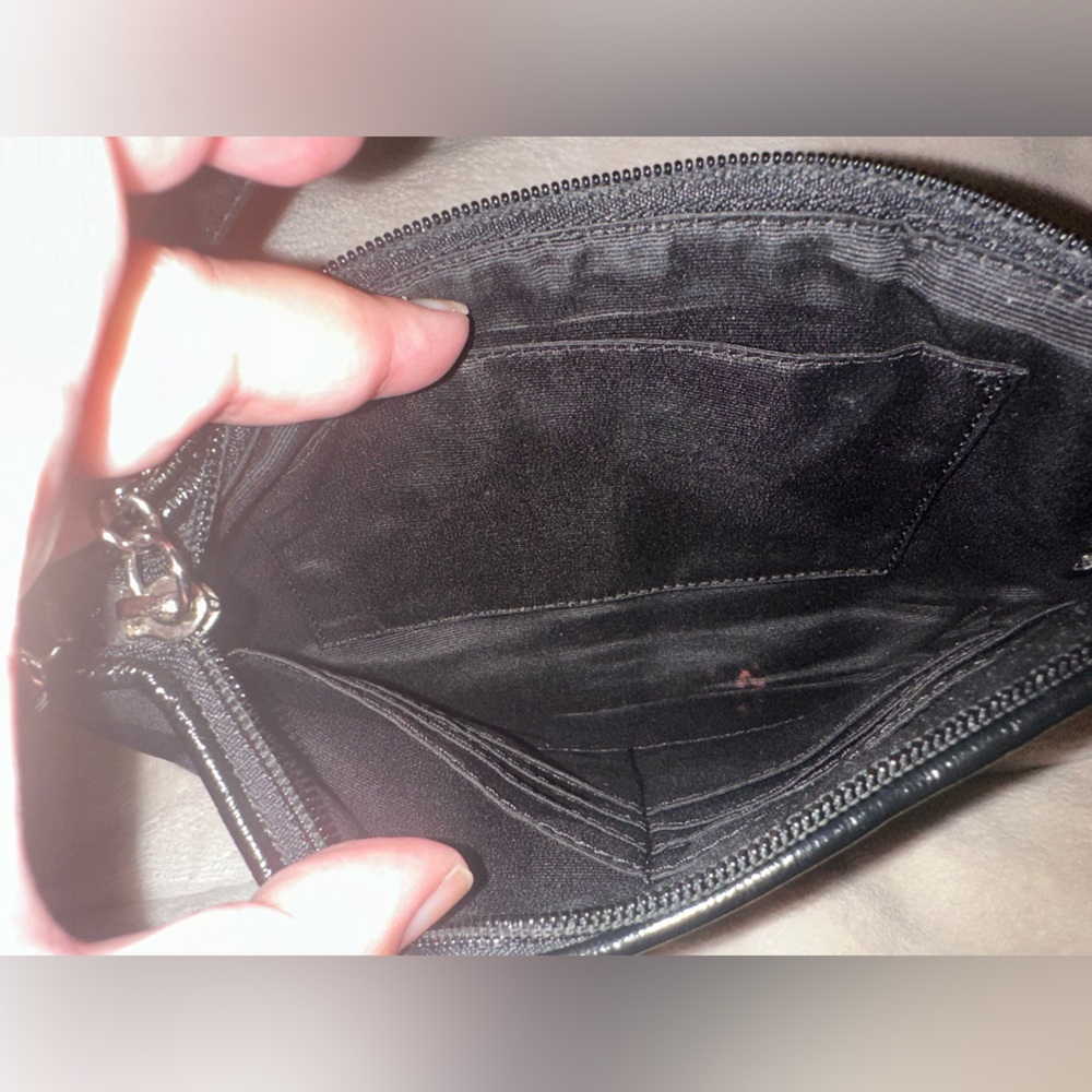 Authentic Coach Black small purse - Picture 3 of 3
